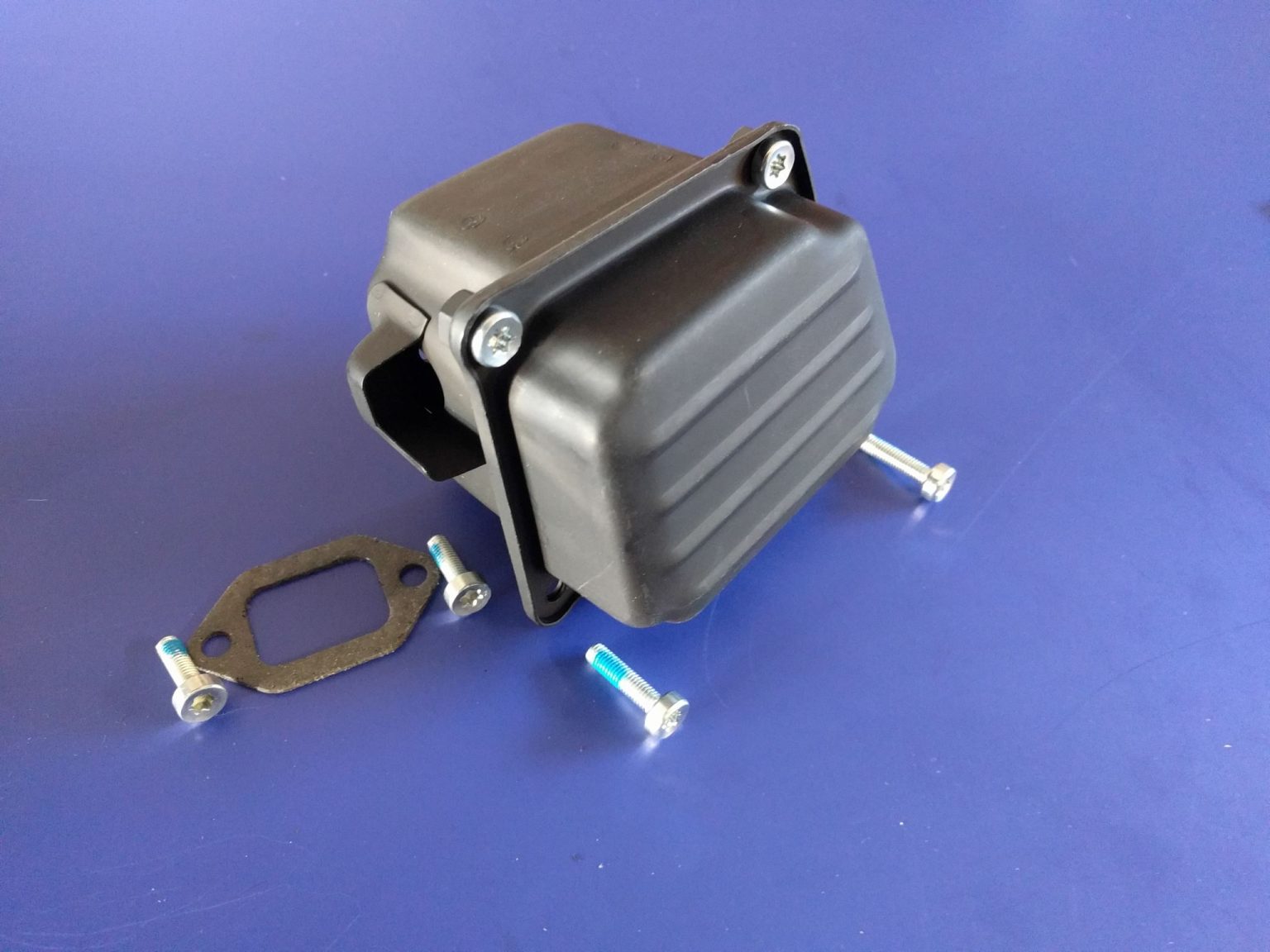 STIHL 036, MS360 Muffler Assembly with all Bolts Chainsaw Parts World