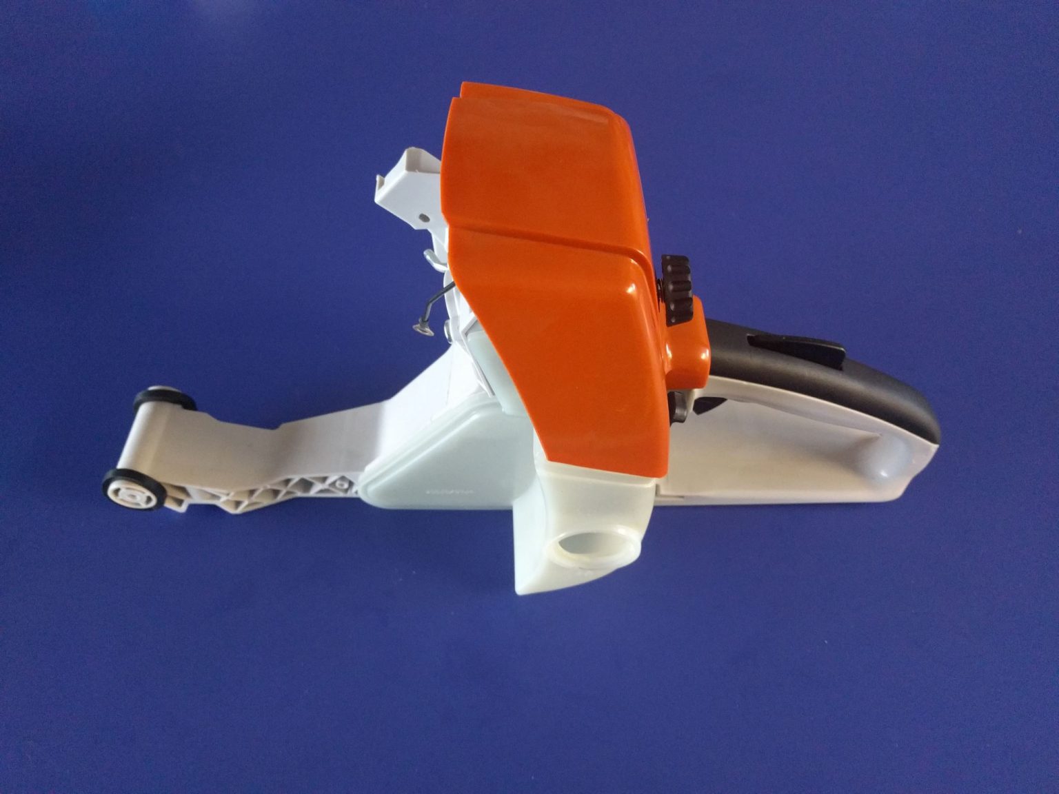 STIHL 038, 038 Magnum Fuel Tank with Air Filter Cover Chainsaw Parts