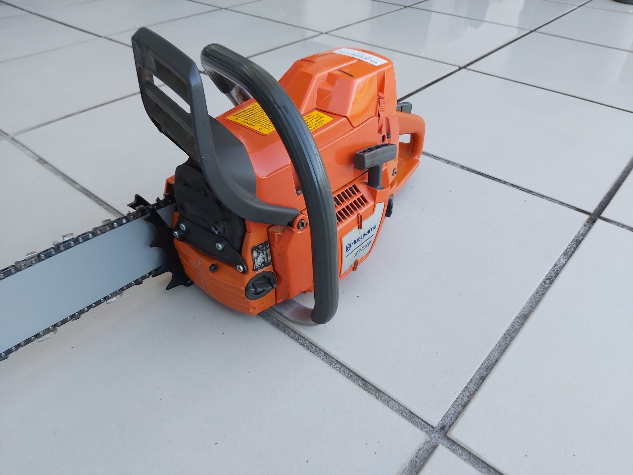 HUSQVARNA 372XP with 28 inch Bar HIGH TOP *Nice Saw* Chainsaw Parts World