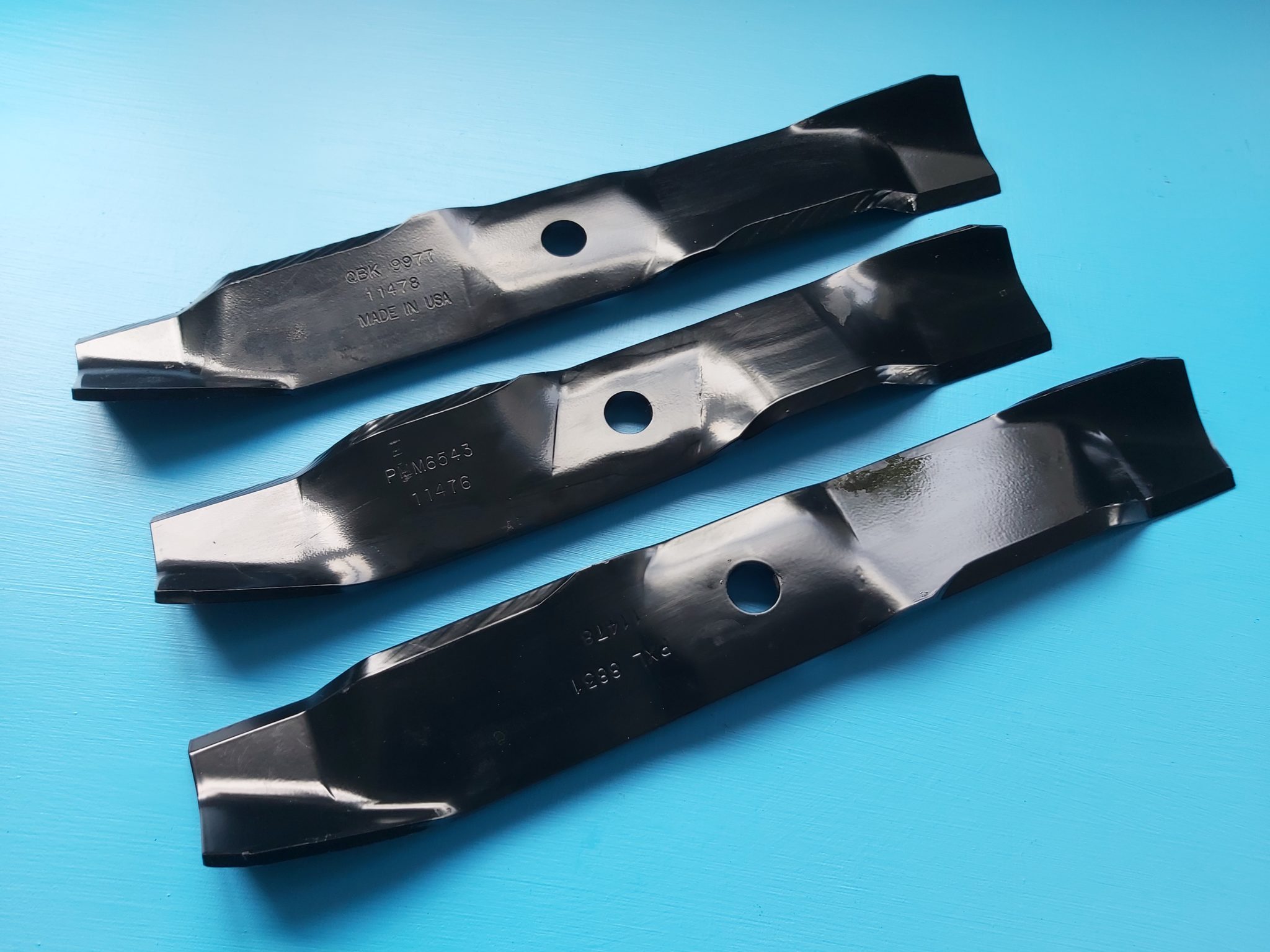 CUB CADET, 46 inch MULCH Blade Set, Round Hole Drive Chainsaw Parts World