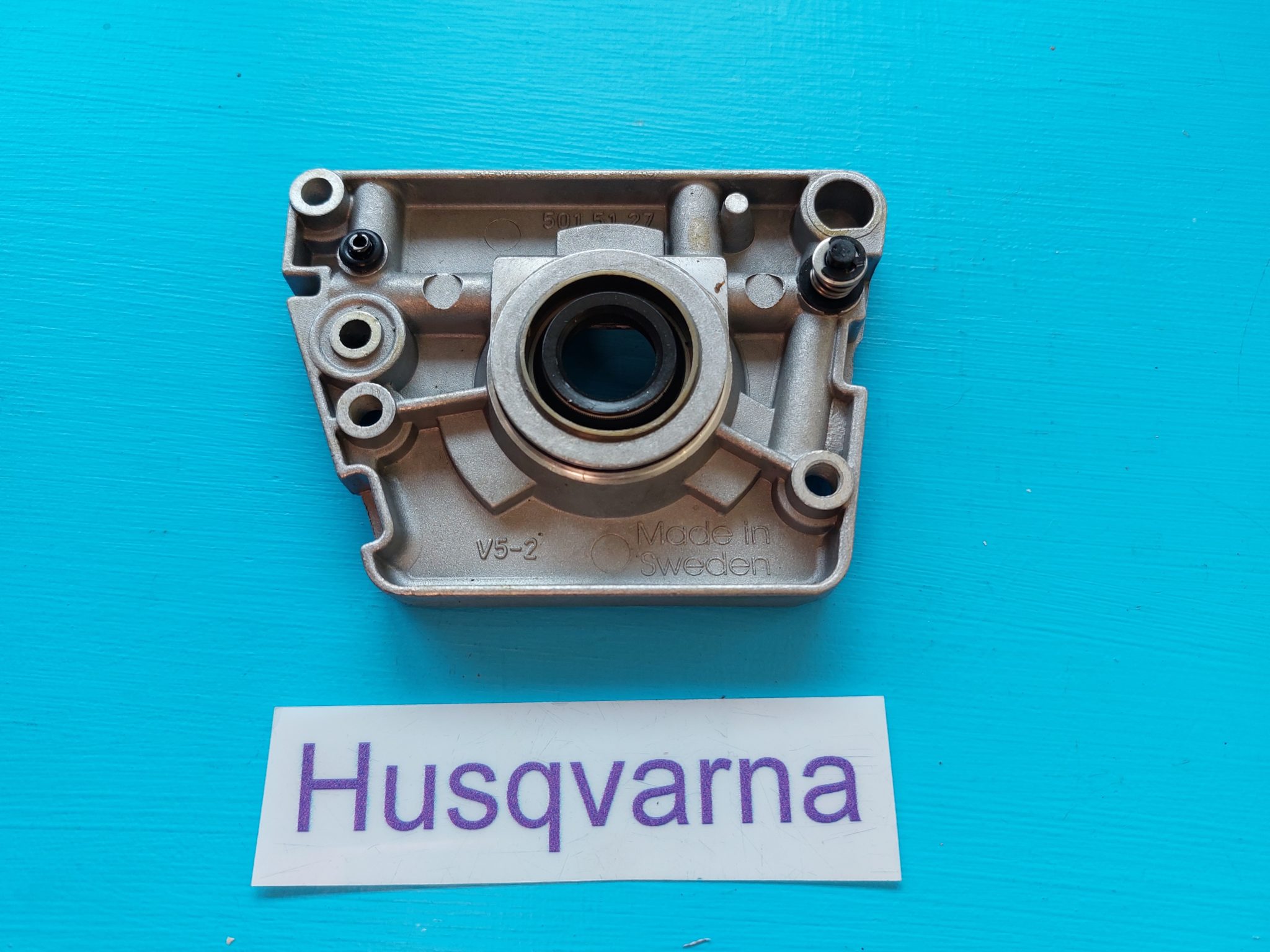 Husqvarna 266SE, 268XP, 272XP, 61 Oil Pump Assembly Chainsaw Parts World